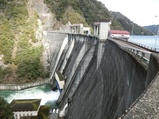 0-158.jpg